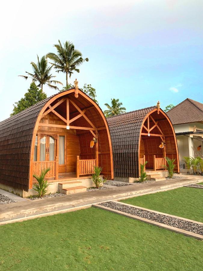 Besakih Homestay & Villa Bagian luar foto