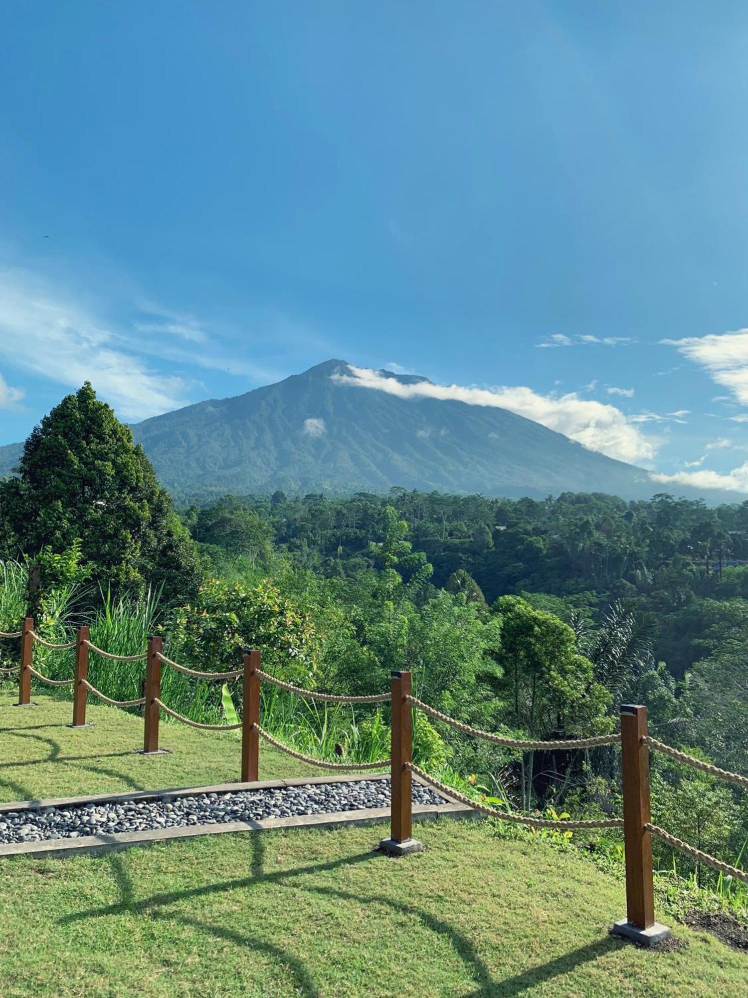 Besakih Homestay & Villa Bagian luar foto