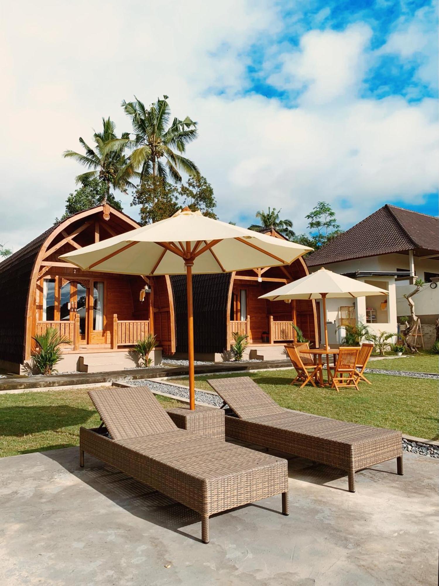 Besakih Homestay & Villa Bagian luar foto