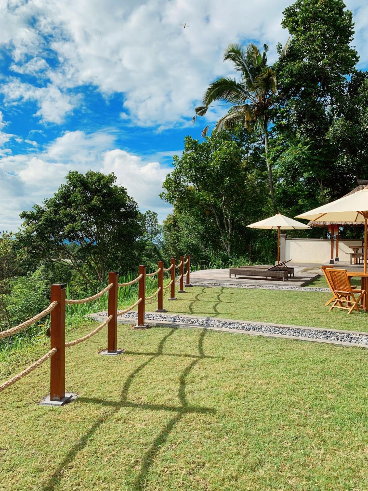 Besakih Homestay & Villa Bagian luar foto